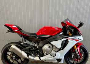 YAMAHA YZF 1000 R1 - 2016