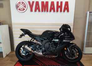 YAMAHA YZF 1000 R1 - 2024