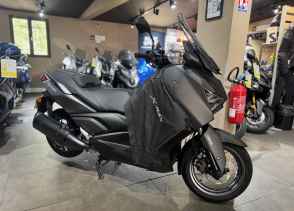 YAMAHA XMAX 300 - 2025