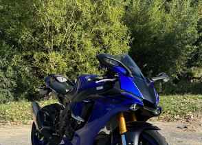 YAMAHA YZF 1000 R1 - 2018