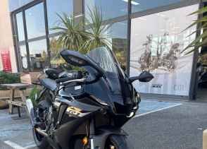 YAMAHA YZF 1000 R1 - 2024