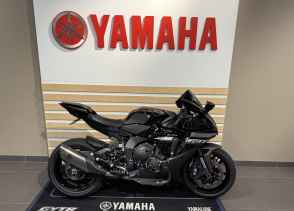 YAMAHA YZF 1000 R1 - 2024