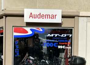 YAMAHA XMAX 125 - 2023