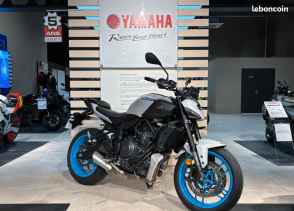 YAMAHA MT-07 - 2025